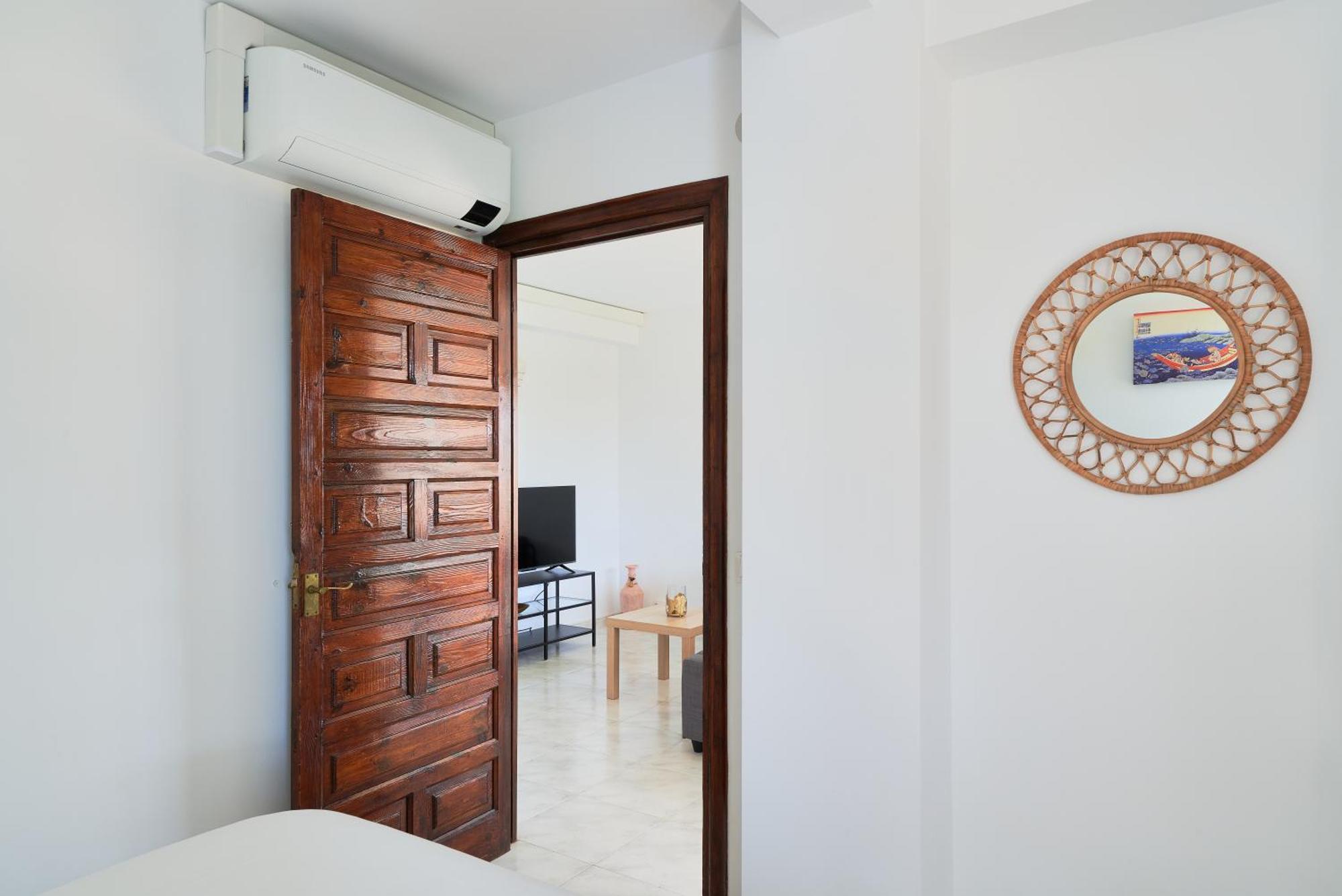 Weforyou Melisa House Near To The Beach 贝纳尔马德纳 外观 照片
